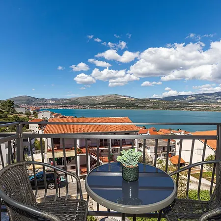 Simic Апартаменти *