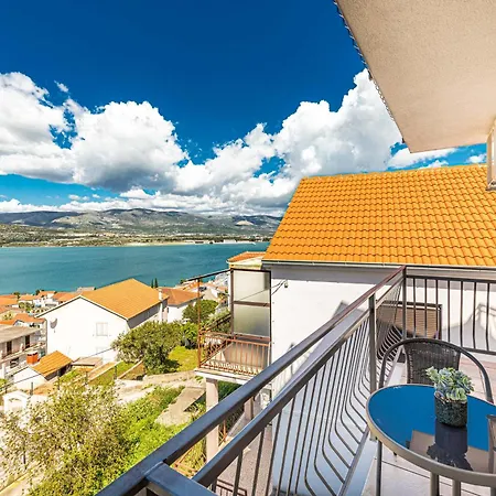 Simic * Трогір