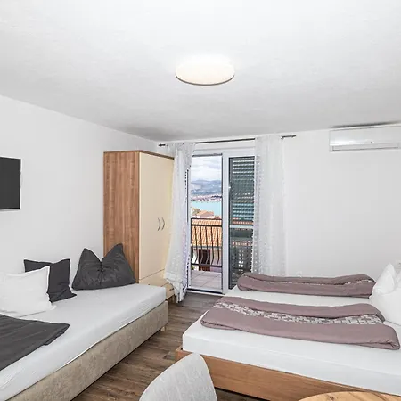 Апартаменти Simic *